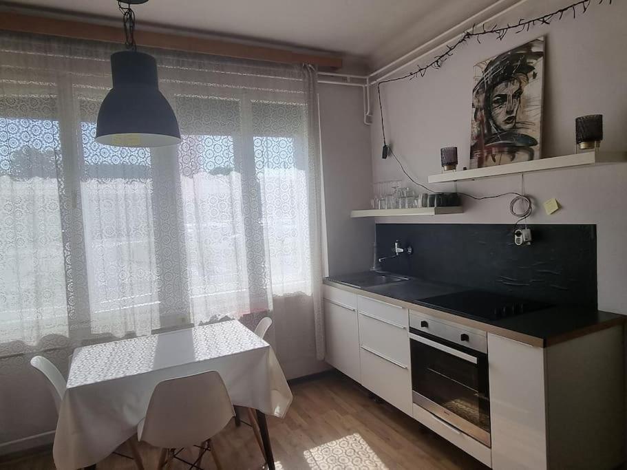 Cosy 2 Room Apartment With Nice Vibe, For Up To 4 Ljubljana Exterior foto